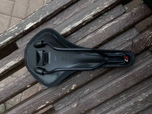 Fizik Antares R7