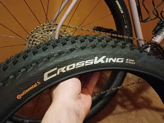 Резина Continental CrossKing 27.5x2.2