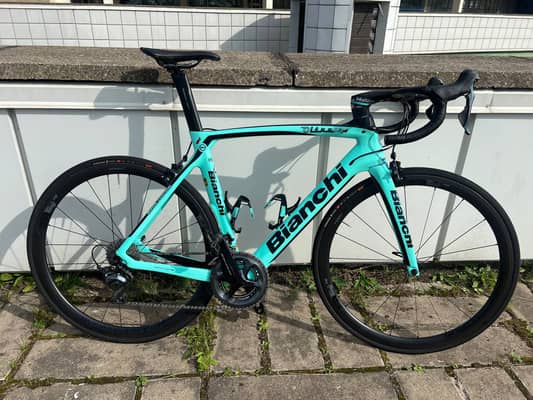 Bianchi Oltre XR4 (2019)