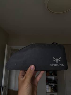 Apidura Бензобак Bolt on