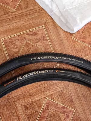 Continental PureGrip Compound RaceKing 35c