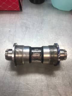 Shimano Dura Ace BB-7700 Octalink 70mm ITA