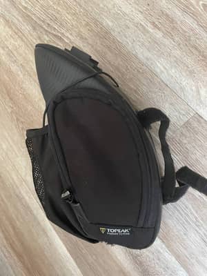 подседельная сумка topeak aero wedge вроде