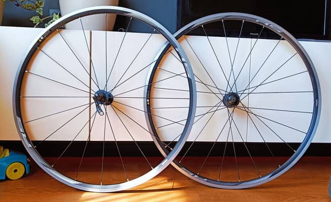 Вилсет Shimano wh-rs010