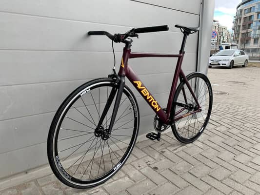 #bikes #fixedgear Aventon Mataro