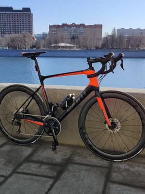 Giant Defy Advanced 2 2018