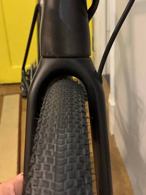 DT Swiss R470db + Pirelli Cinturato Gravel H 35c