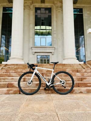 Specialized Tarmac SL6 (2021)