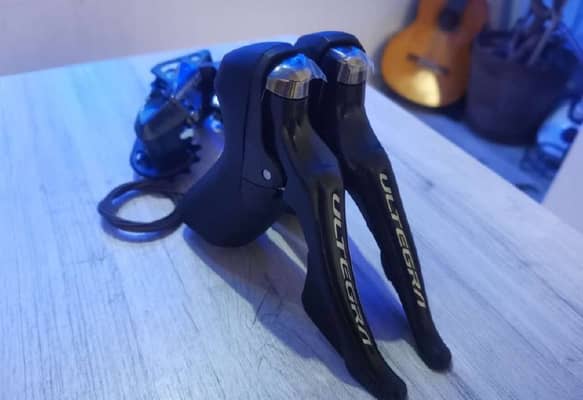 манетки дуалы shimano ultegra st r8000
