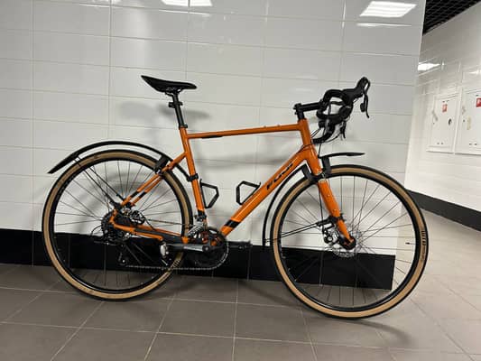 Fuji jari 2.3 2023 (XL)