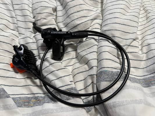 Передний тормоз Shimano slx br-m7100