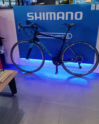 Giant contend SL 2016 (Tiagra)
