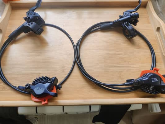 Тормоза Shimano SLX M7100, колодки на выбор