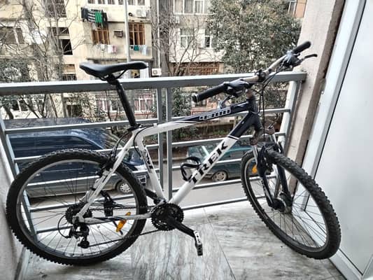 Trek 4300