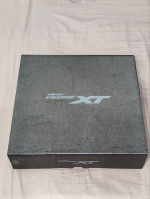 Задний тормоз Shimano Deore XT BL-T8100 + BR-M8
