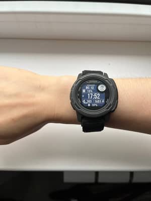 Часы Garmin Instinct 2S