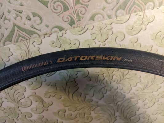 Continental Gatorskin 700x23c