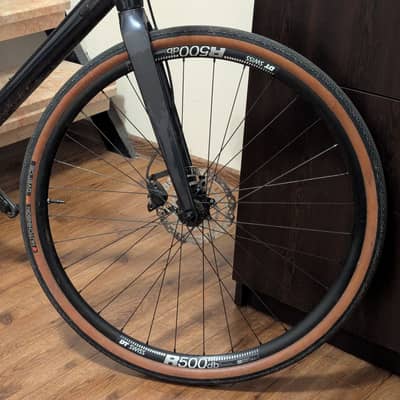 Hutchinson Override (Tubeless ready, 700x38c)