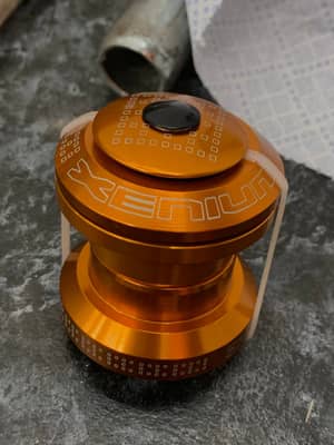 Рулевая 1/1.8 Xenium