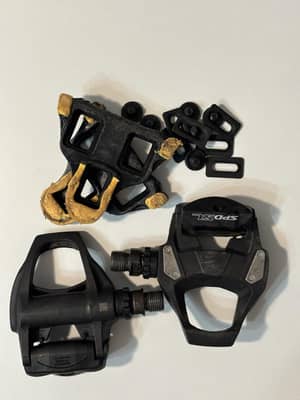 Контактные педали Shimano PD-RS500