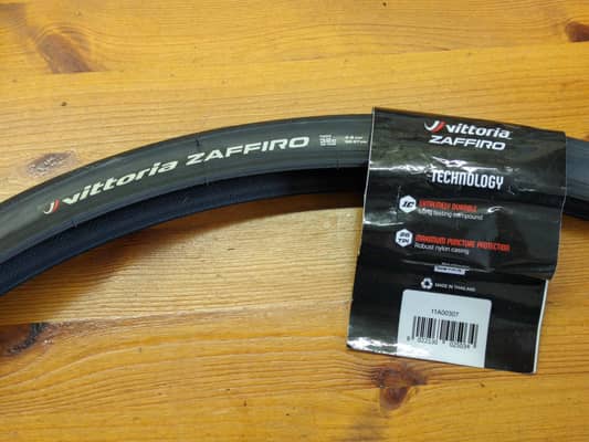 Vittoria Zaffiro 700-32 мм 2 штуки