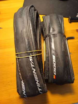 Continental GP5000 700x23