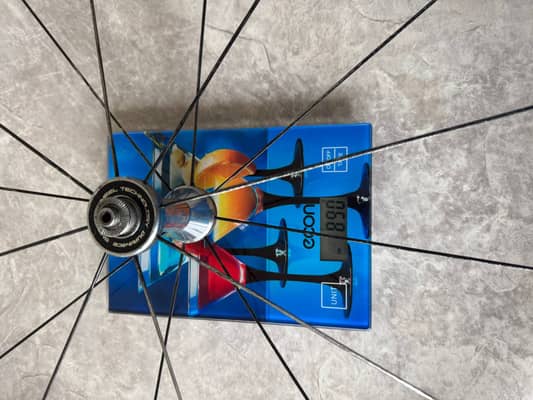 Shimano Dura-Ace Carbon 1380 ,dt Swiss r23