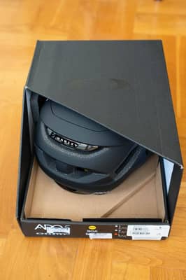 Oakley ARO5 Race