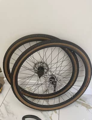 wtb resolute 700x42 tubless