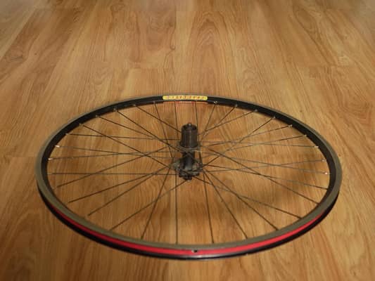 Колесо в сборе Velocity USA Dyad 700c