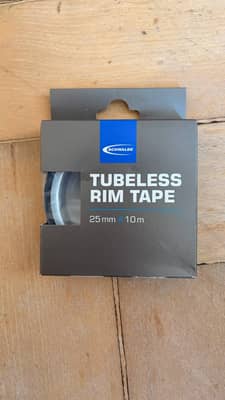 Новая Schwalbe Tubeless Rim Tape 25 мм (10 м)