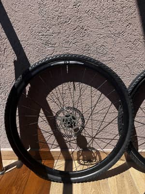 Specialized Axis Sport