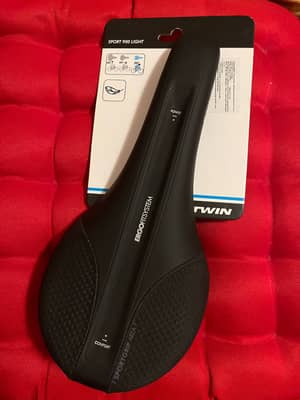 Седло Btwin Sport 900 Light