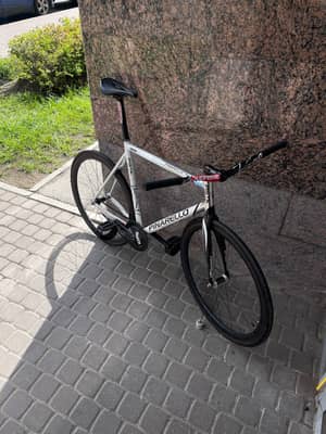 pinarello pista