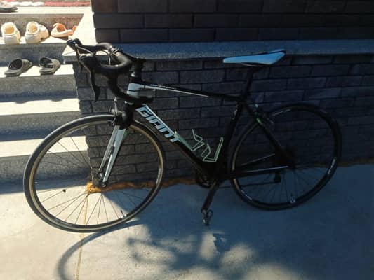 Продам Giant defy 3