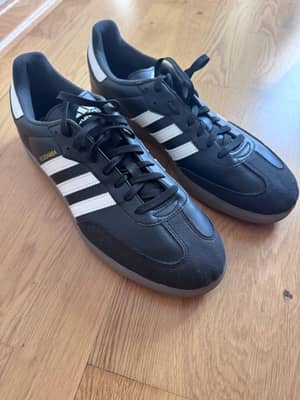 Adidas velosamba