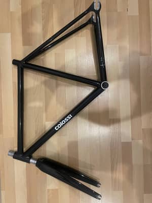 Colossi cheeko track 53